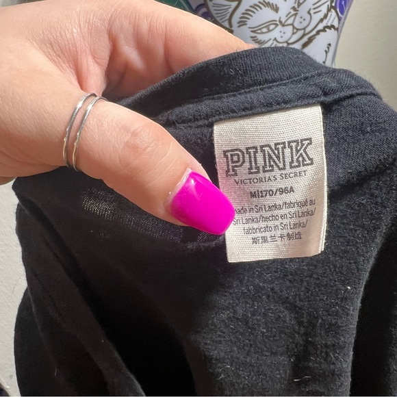 Pink Victorias Secret Black Crop T Shirt with Tropical Dog - Picture 4 of 4